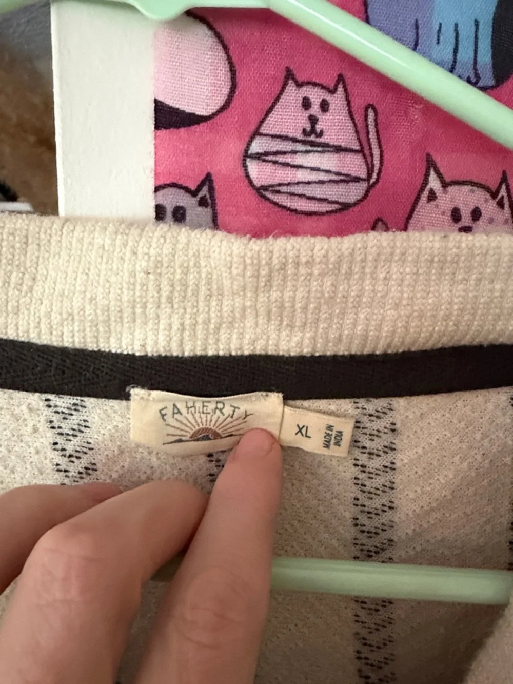 Faherty Top - Picture 2 of 2